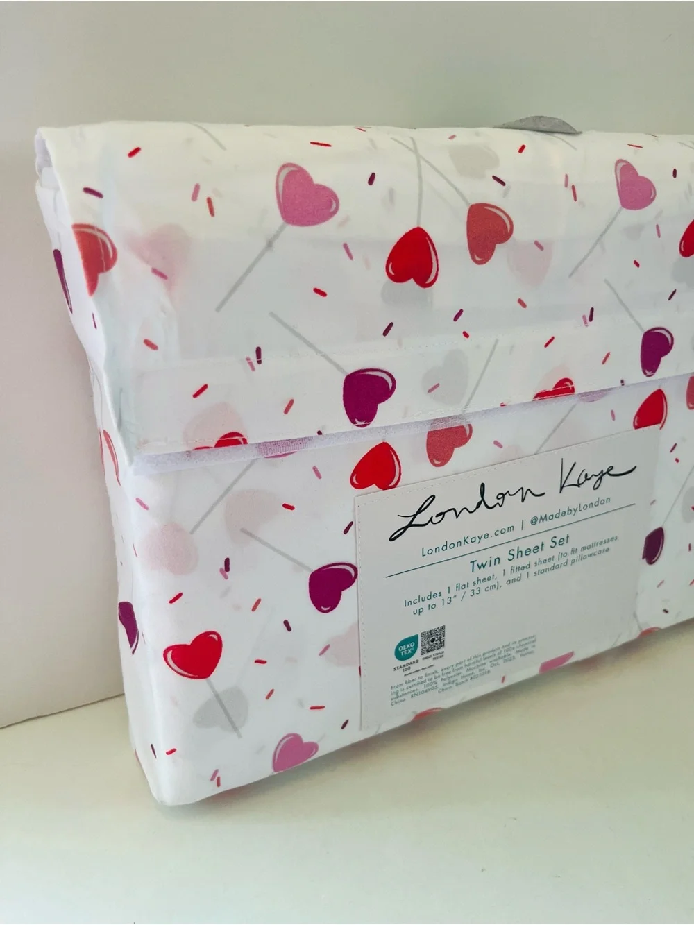 London Kaye & Oh Cupid Lot of 2 Twin Size Heart Valentine Sheet Sets Pink White